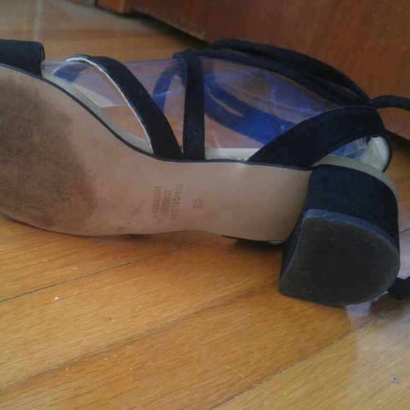 ⛔SOLD⛔ 🌱HOST PICK🌱Strappy Black Suede BlockHeel Sandals - Picture 7 of 12